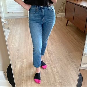 Madewell high rise slim crop boyjean size 24